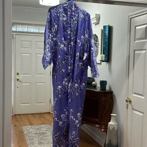 💜 Authentic Purple Floral Kimono Robe 💜 Size Large! Best Offer Accepted!